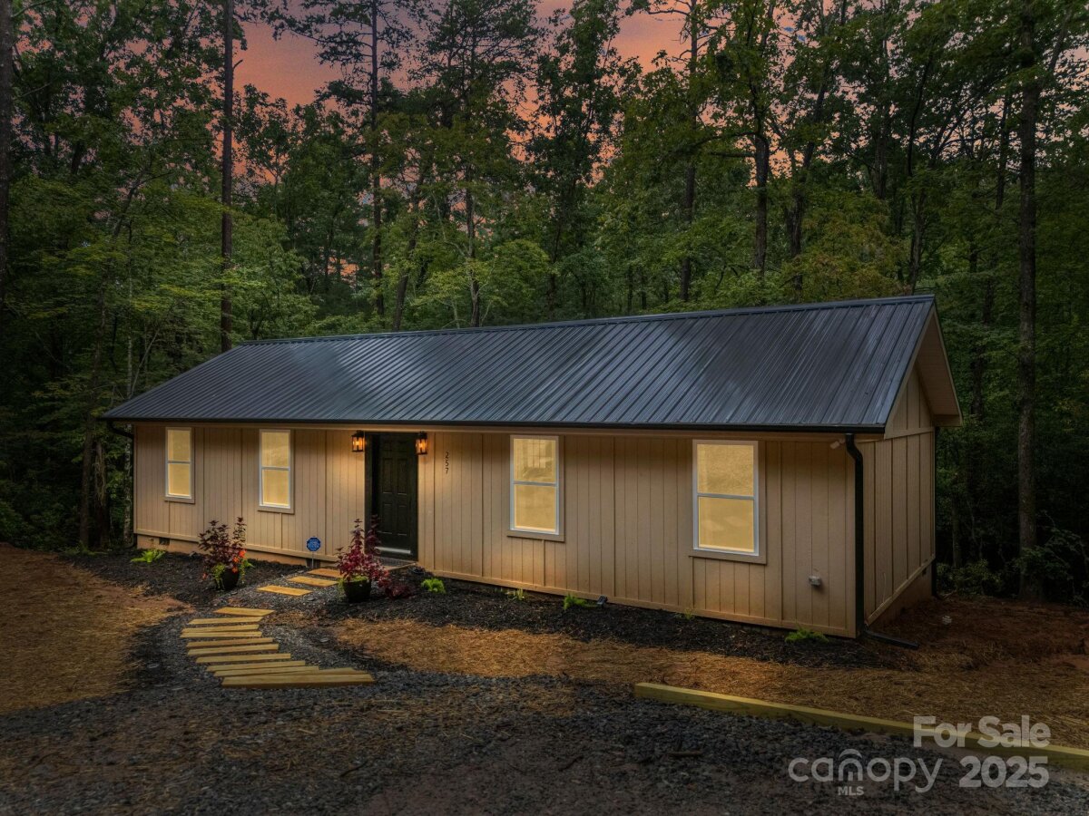 257 Roadrunner Circle, Lake Lure, NC 28746, MLS # 4289915