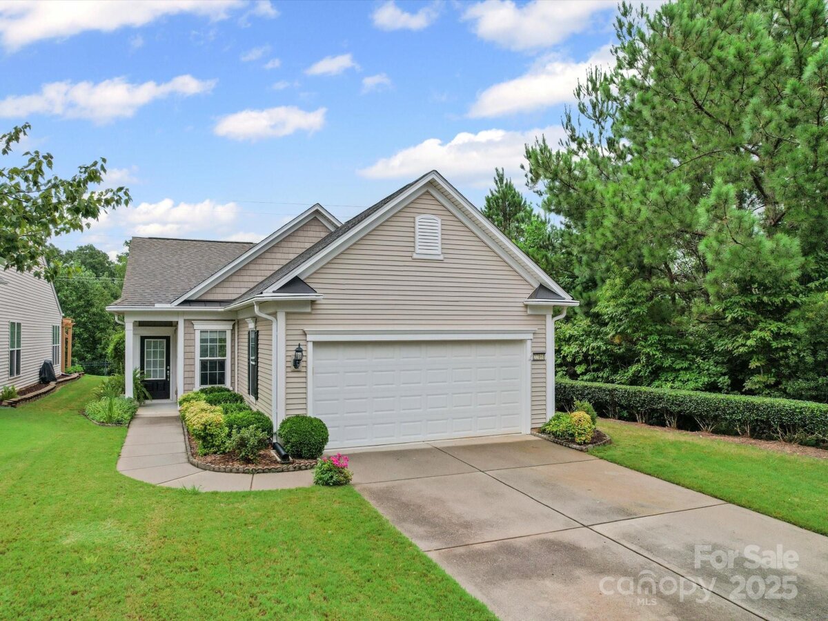 photo of home for sale at 22161 E Tern Court