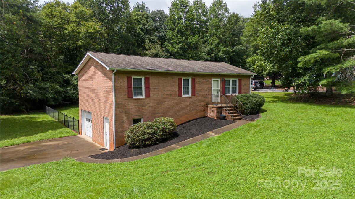 2970 Lake Drive, Morganton, NC 28655, MLS # 4290244