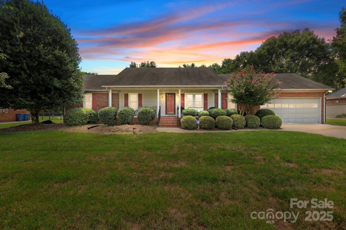 8613 Middleton Circle, Harrisburg, NC 28075, MLS # 4290383
