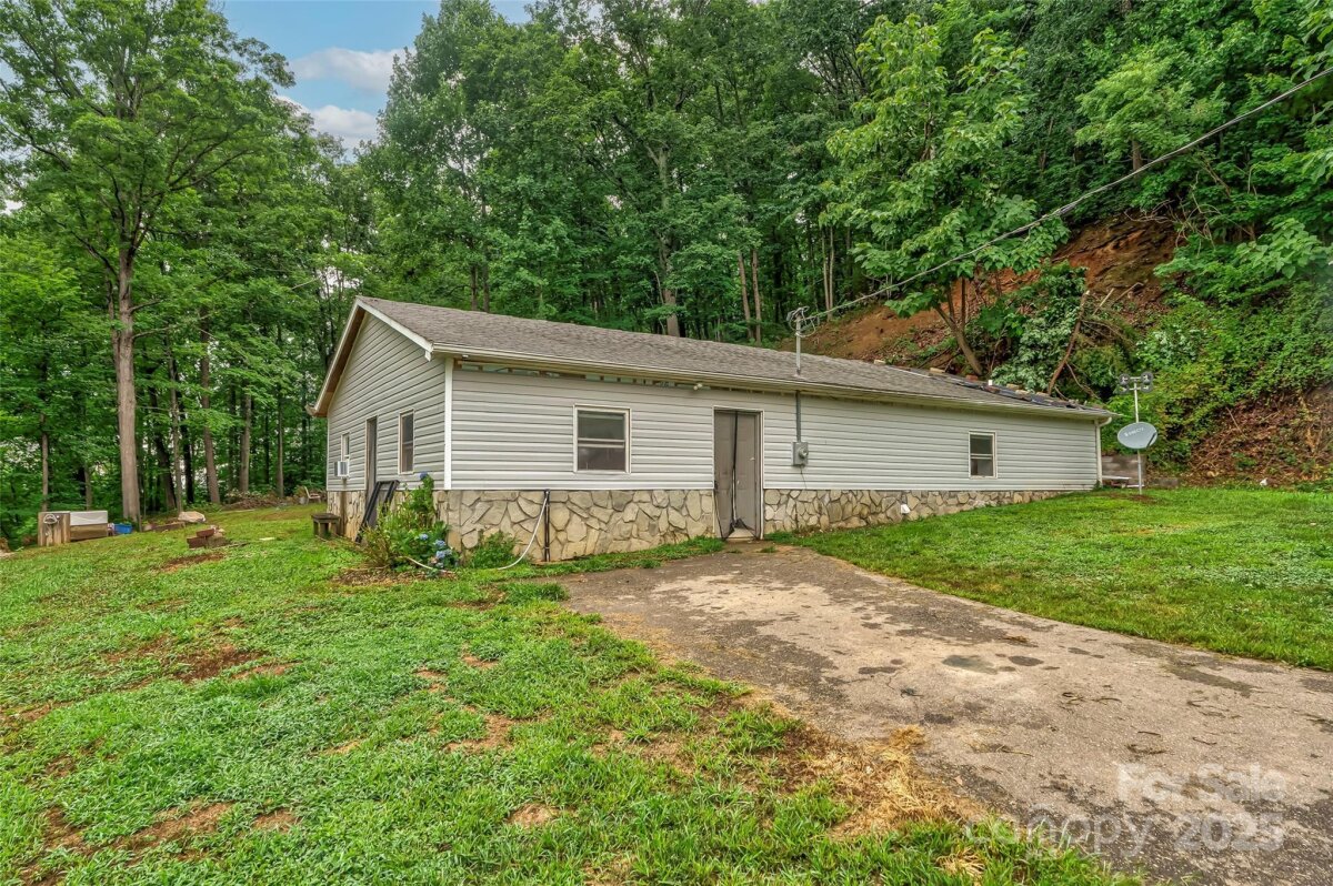 3515 High Peak Valley, Valdese, NC 28690, MLS # 4290395