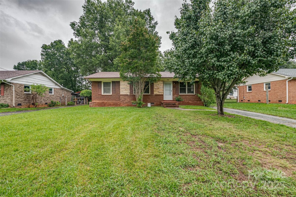 4808 Brooktree Drive, Charlotte, NC 28208, MLS # 4290664