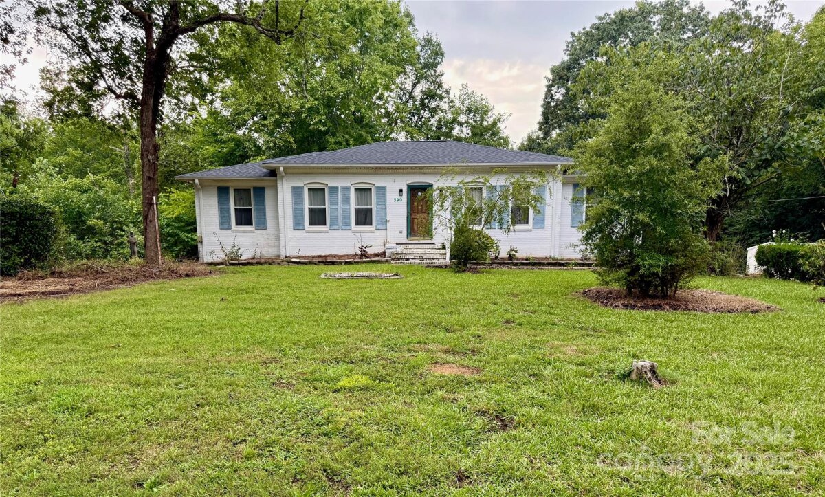590 Crestmont Drive, Concord, NC 28025, MLS # 4290685