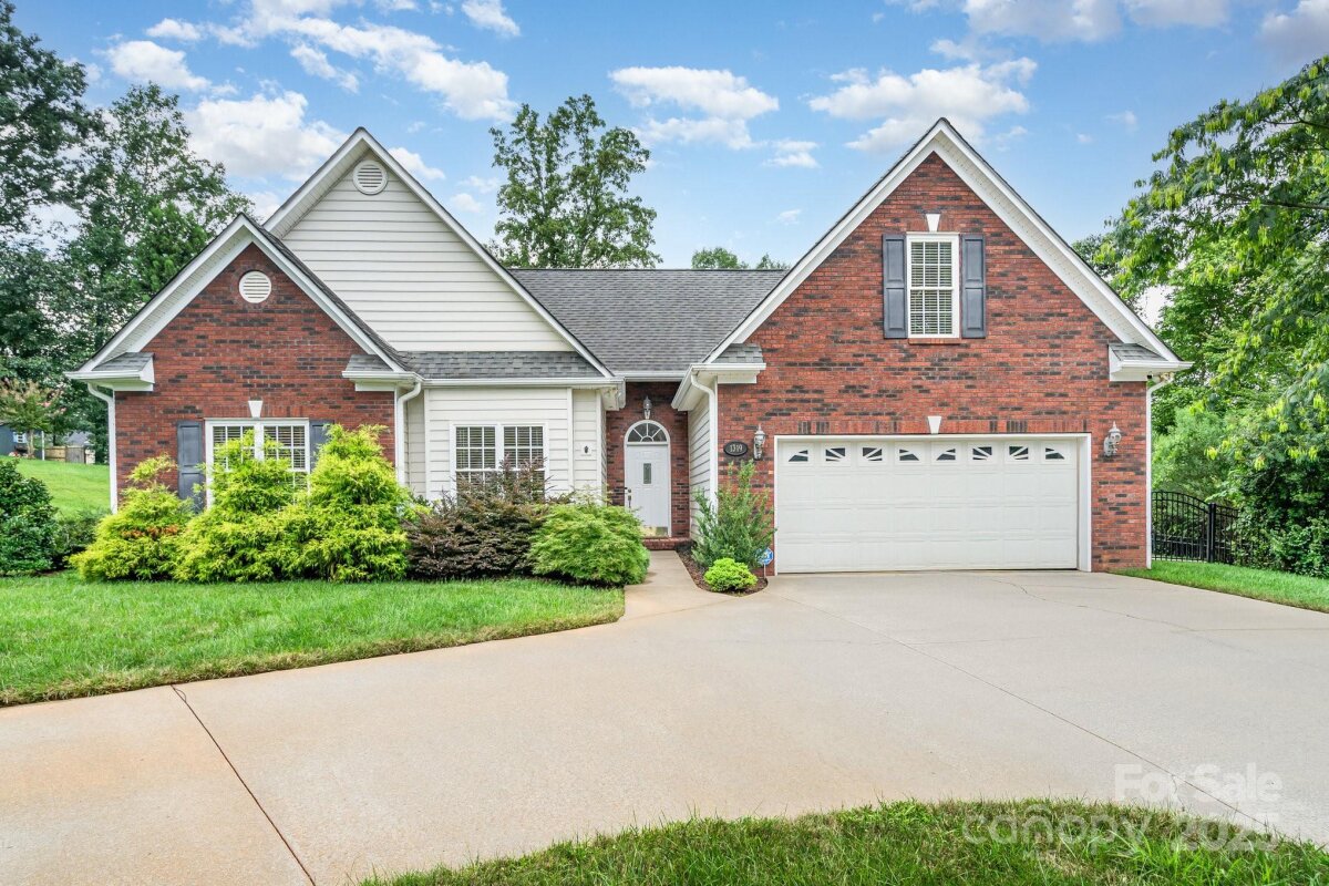 1319 N Main Street, Lowell, NC 28098, MLS # 4291013