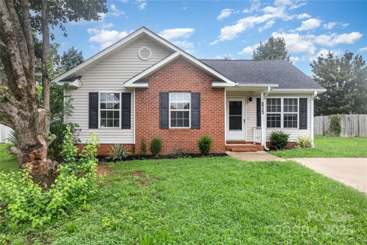 6923 Reese Furr Drive, Charlotte, NC 28216, MLS # 4291127