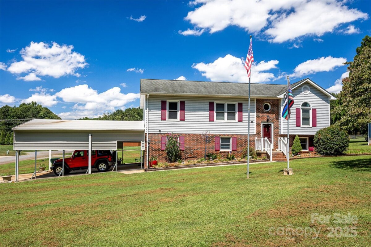 2184 Little John Trail, Newton, NC 28658, MLS # 4291184