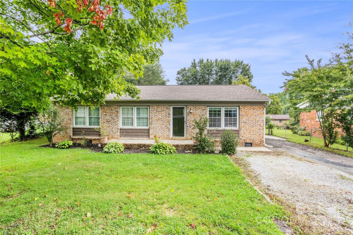 406 Robinson Clemmer Road, Dallas, NC 28034, MLS # 4291380