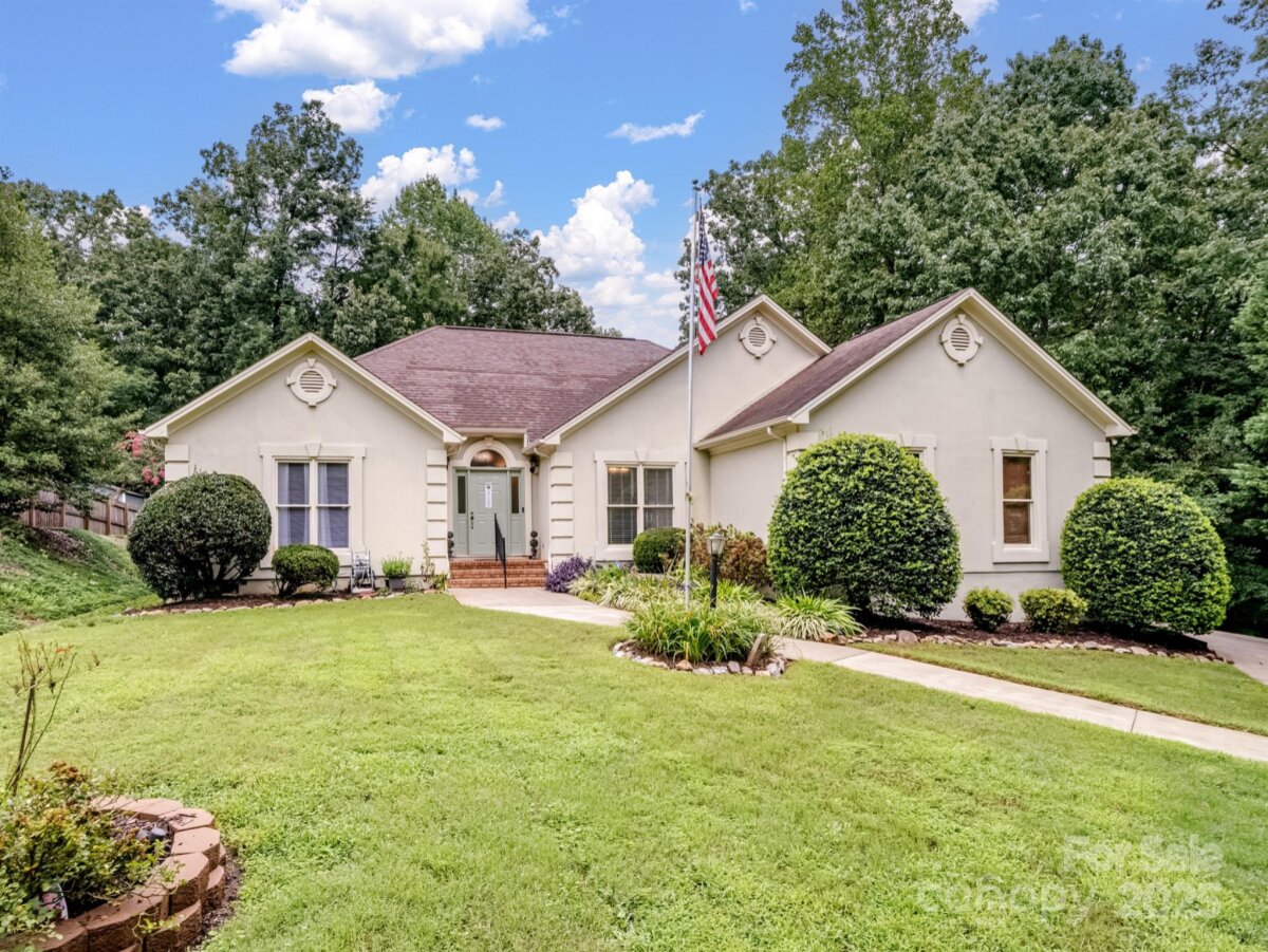 202 Woodridge Drive, Belmont, NC 28012, MLS # 4291878