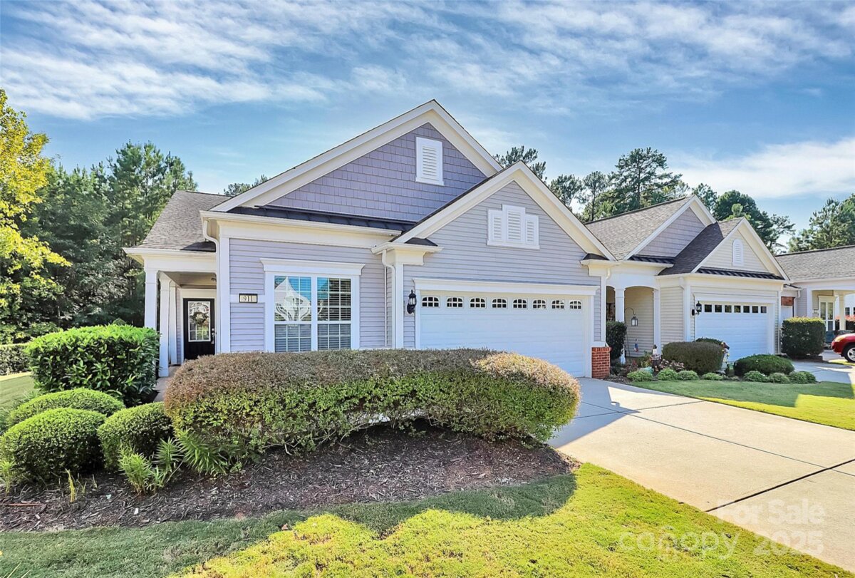 photo of home for sale at 911 Lily Magnolia Court