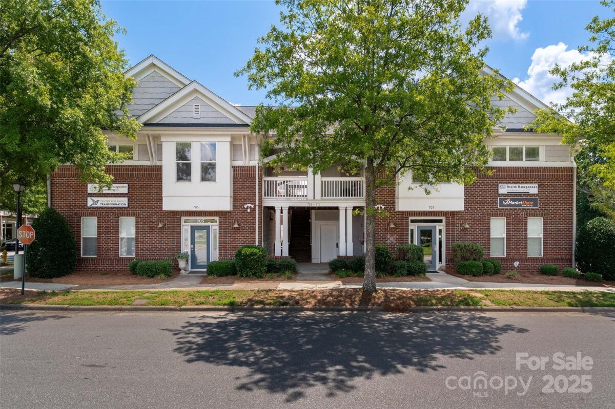 709 Peninsula Drive, Davidson, NC 28036, MLS # 4291958