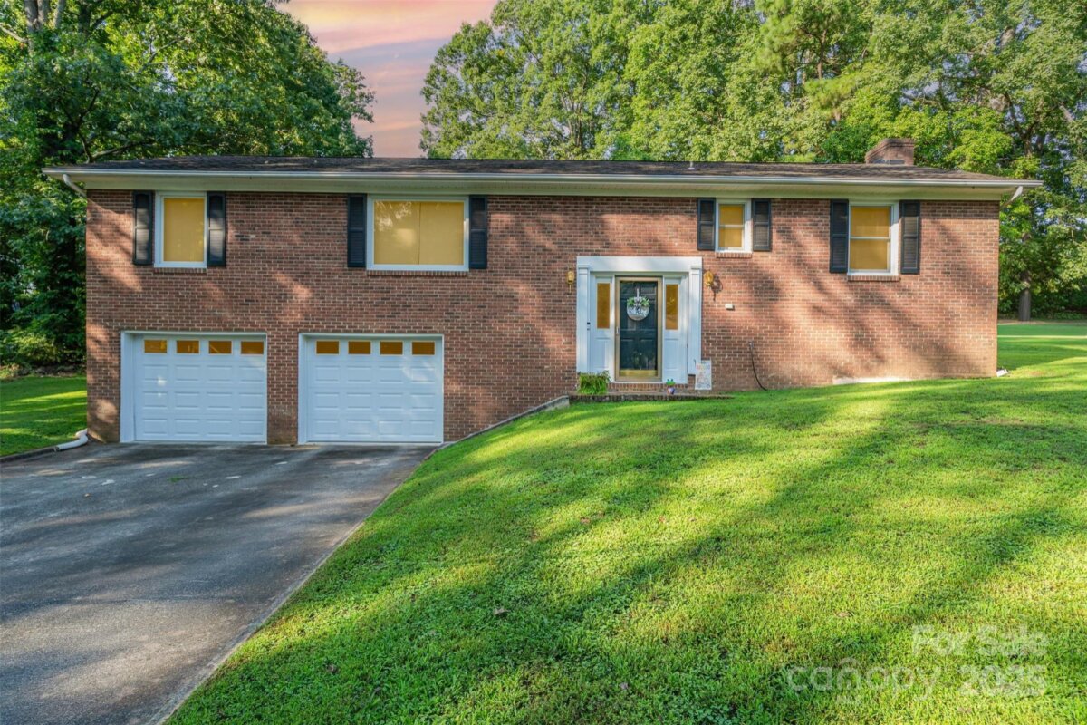 525 Englewood Street, Concord, NC 28025, MLS # 4292067