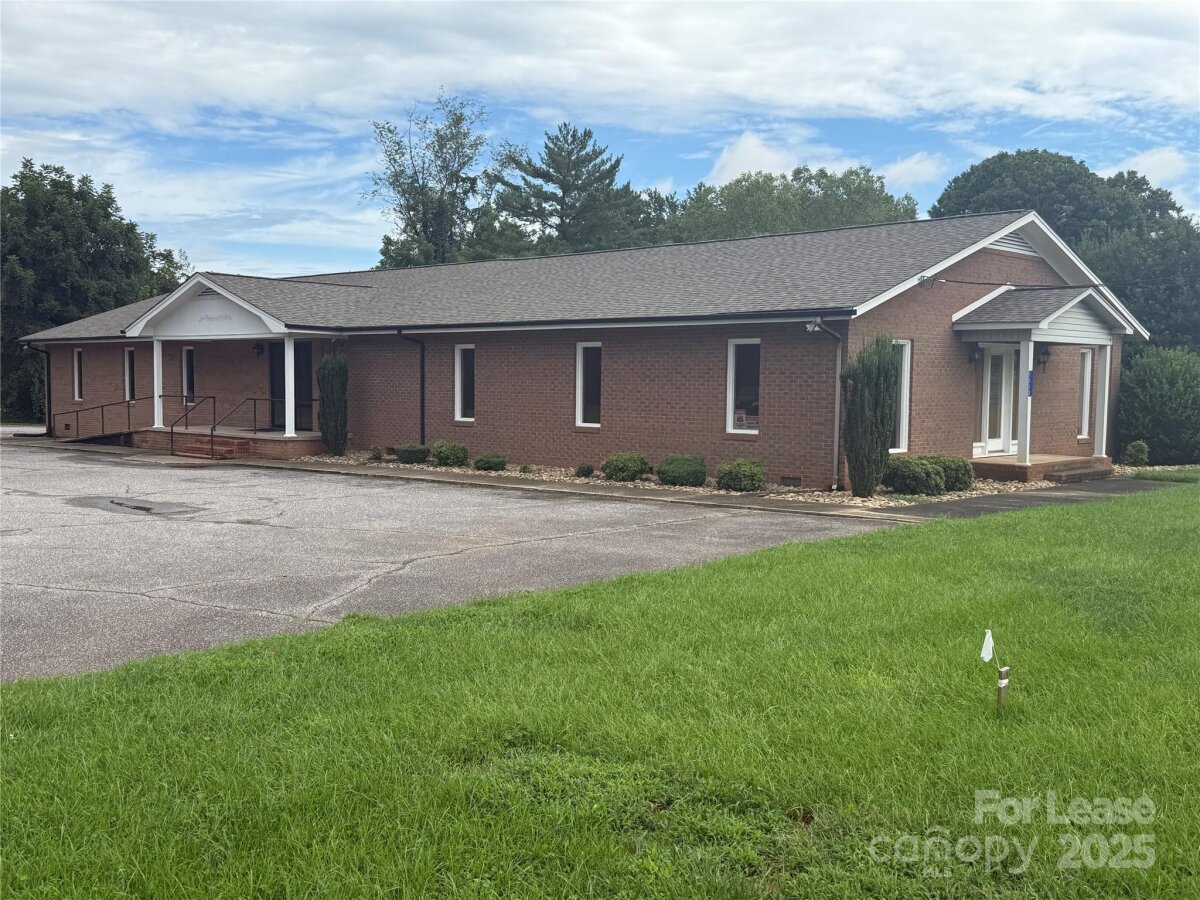 1113 Davie Avenue, Statesville, NC 28677, MLS # 4292331
