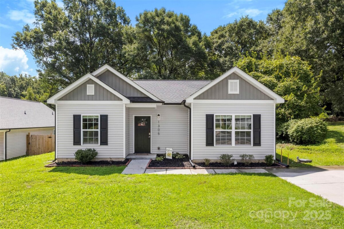 1305 Jay Avenue, Gastonia, NC 28052, MLS # 4292383