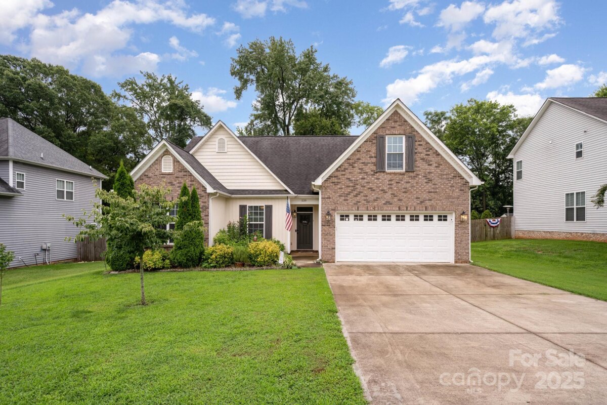 220 Ridge Drive, Harrisburg, NC 28075, MLS # 4292561
