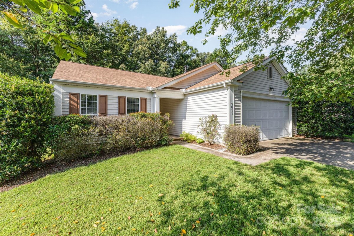 9011 Foggy Meadow Road, Charlotte, NC 28269, MLS # 4292695