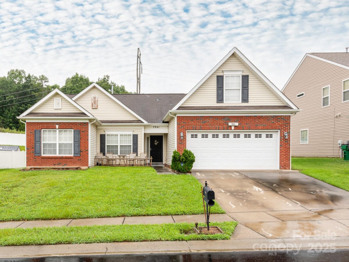 7941 Mossycup Drive, Charlotte, NC 28215, MLS # 4292875