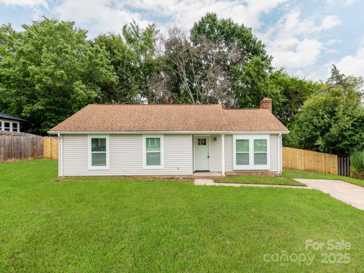 712 Vista Grande Circle, Charlotte, NC 28226, MLS # 4292981