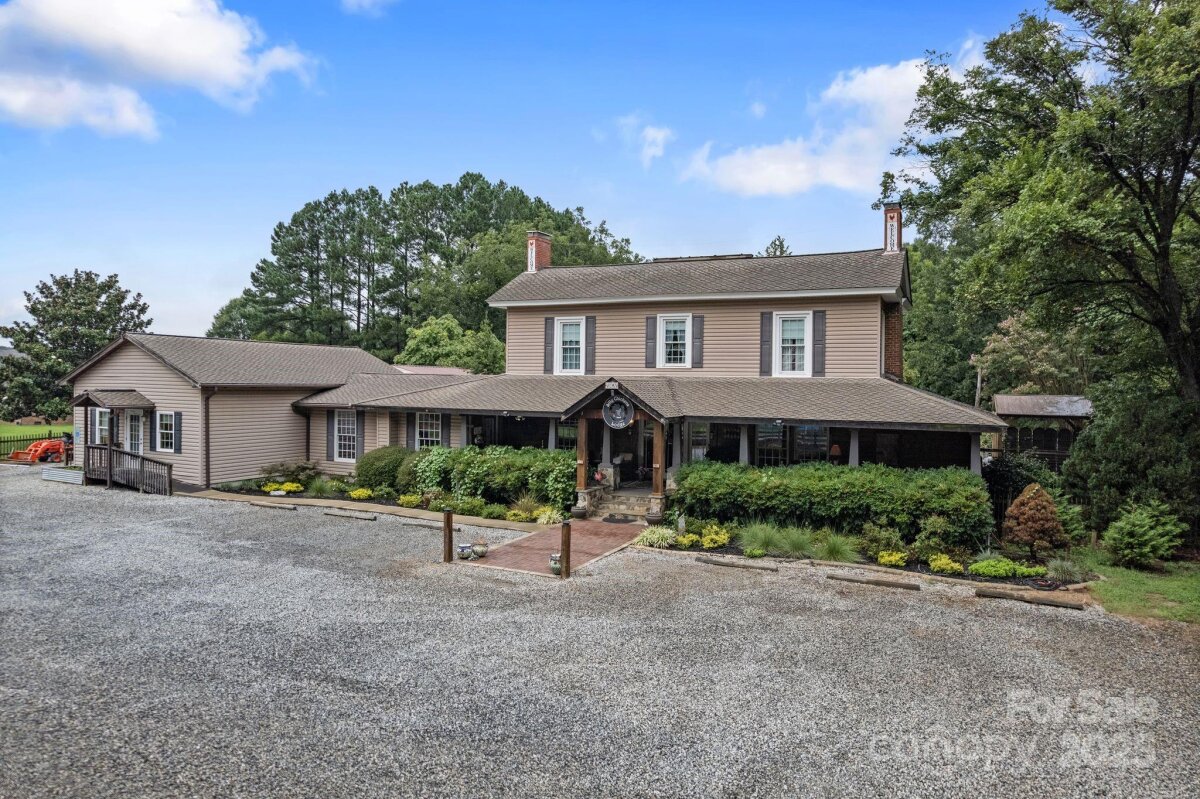 1307 Oakridge Farm Highway, Mooresville, NC 28115, MLS # 4293170