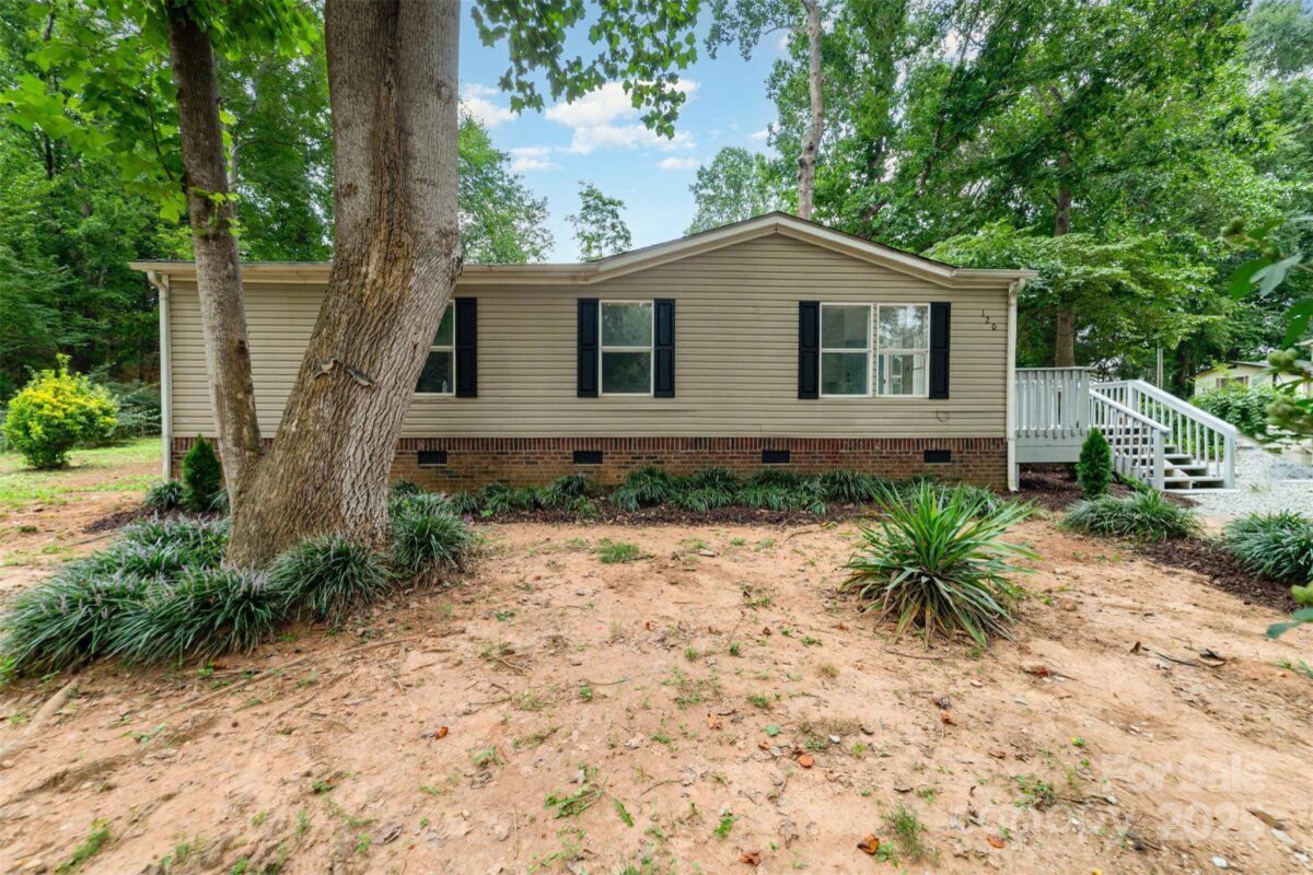120 Walk A Long Way, Mount Holly, NC 28120, MLS # 4293314
