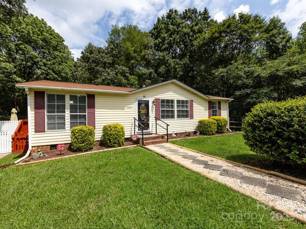 8220 Starnes Randall Road, Charlotte, NC 28215, MLS # 4293451