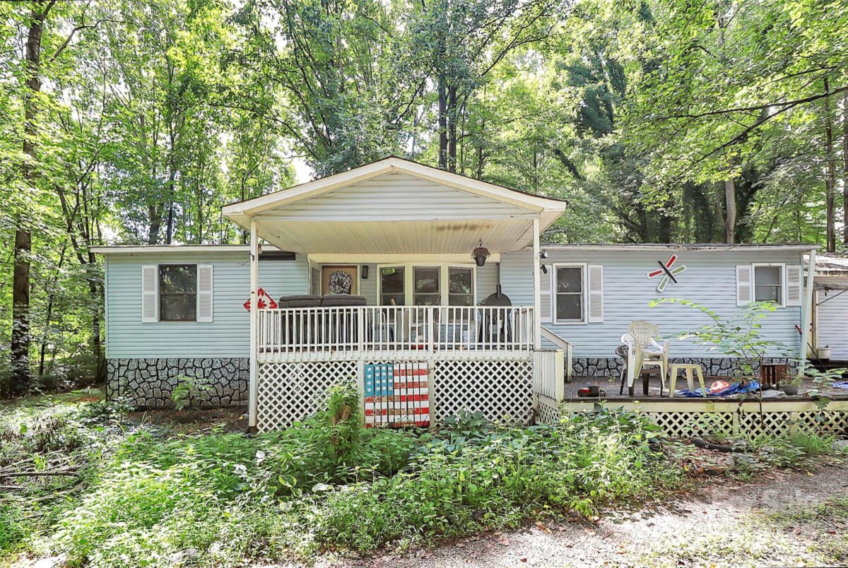 304 Deerchase Circle, Statesville, NC 28625, MLS # 4293575