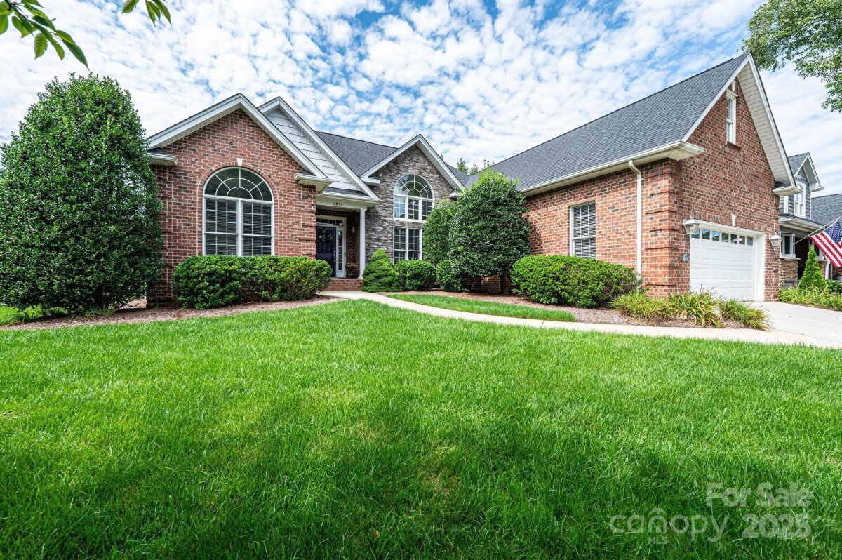 1734 30th Avenue Drive, Hickory, NC 28601, MLS # 4293582
