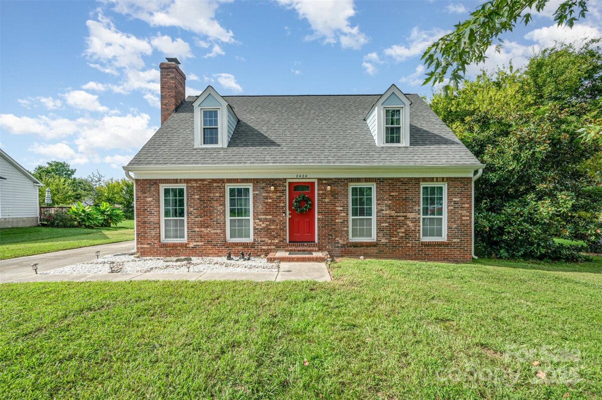 2424 Castlecomer Drive, Charlotte, NC 28262, MLS # 4293631