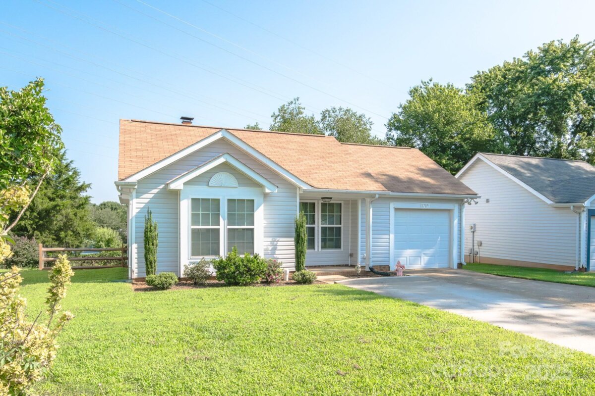 1709 Katherine Kiker Road, Charlotte, NC 28213, MLS # 4293756