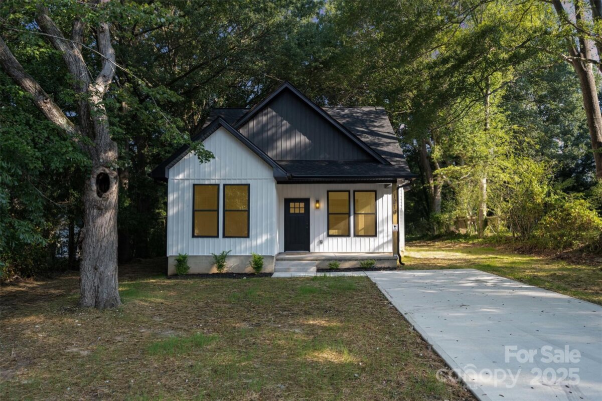 1210 W Mauney Avenue, Gastonia, NC 28052, MLS # 4293862