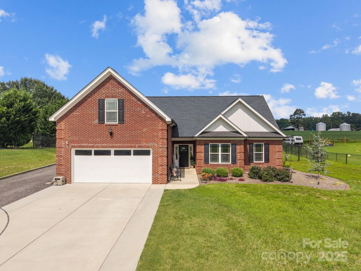 2647 Puetts Chapel Road, Bessemer City, NC 28016, MLS # 4293925