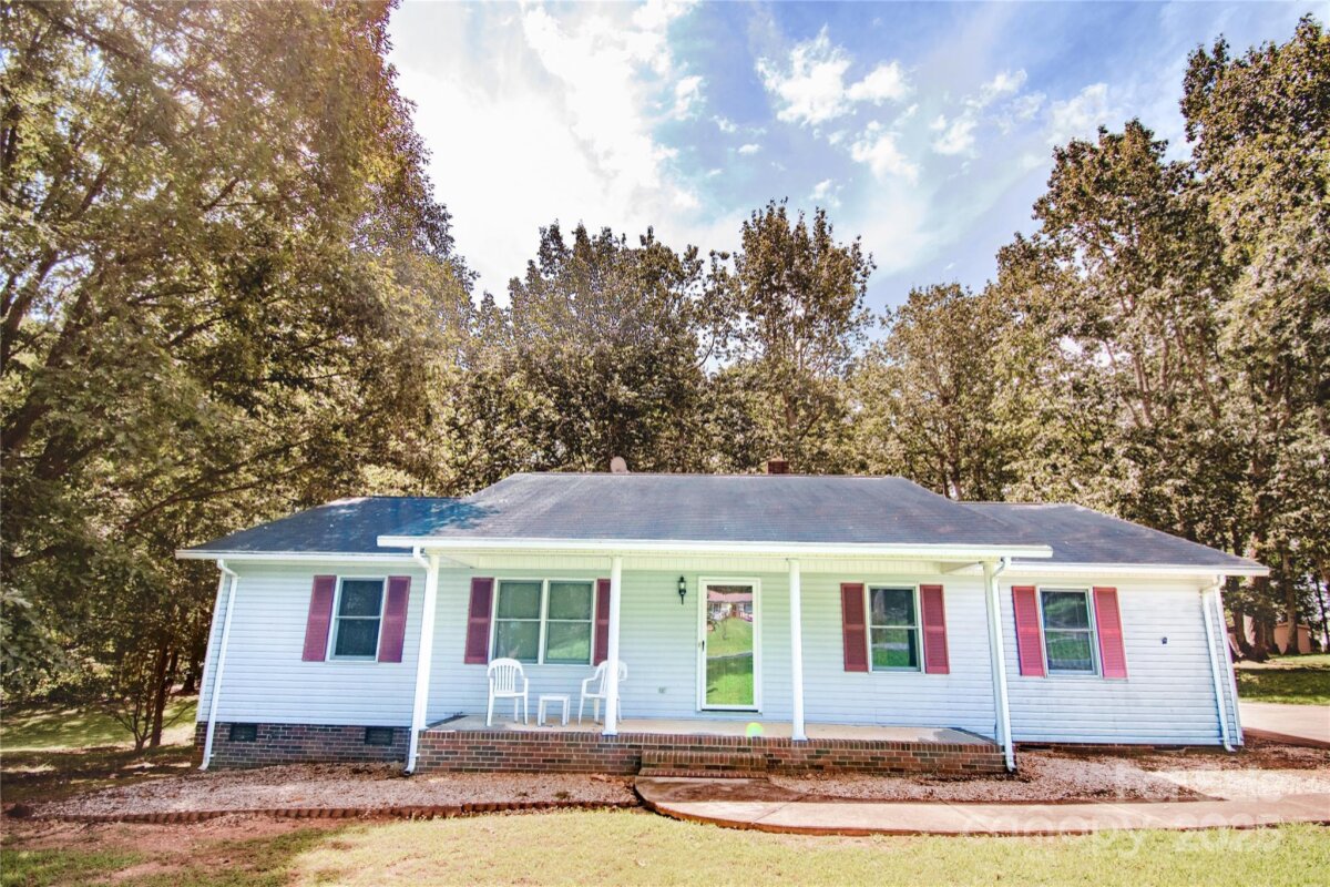 1410 Hickory Nut Lane, Lincolnton, NC 28092, MLS # 4294089