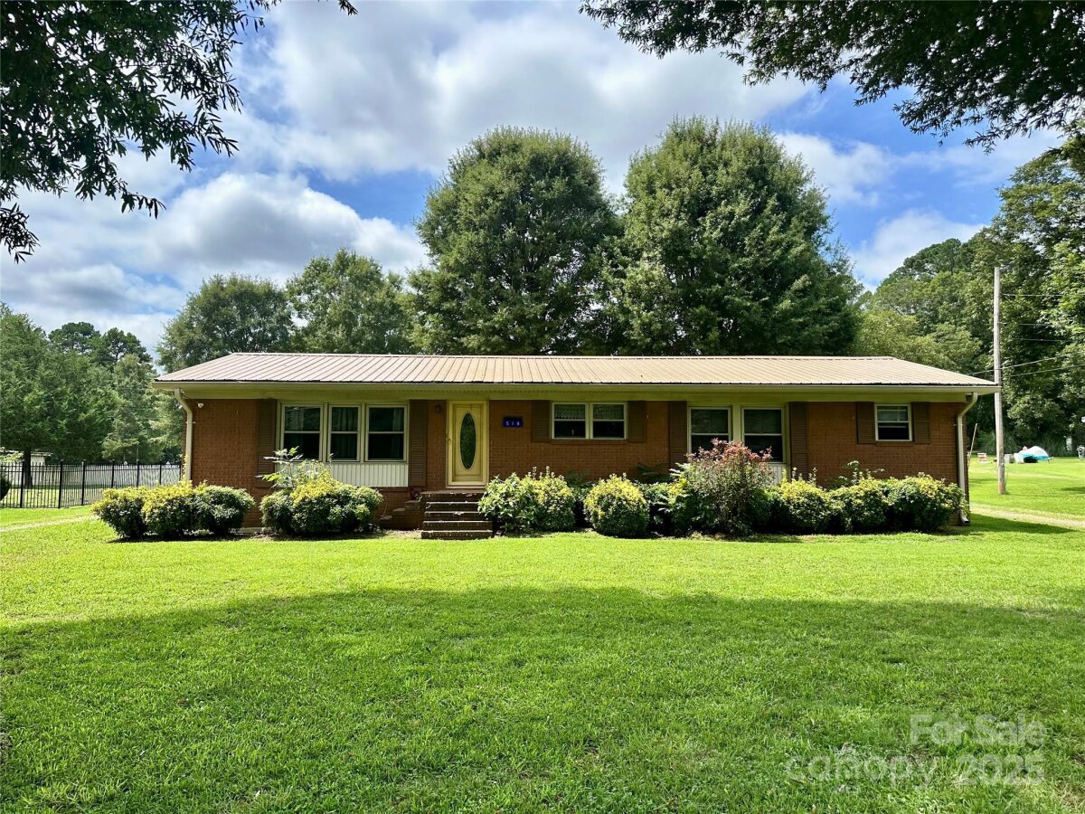 518 S Oak Ridge Road, Oakboro, NC 28129, MLS # 4294224