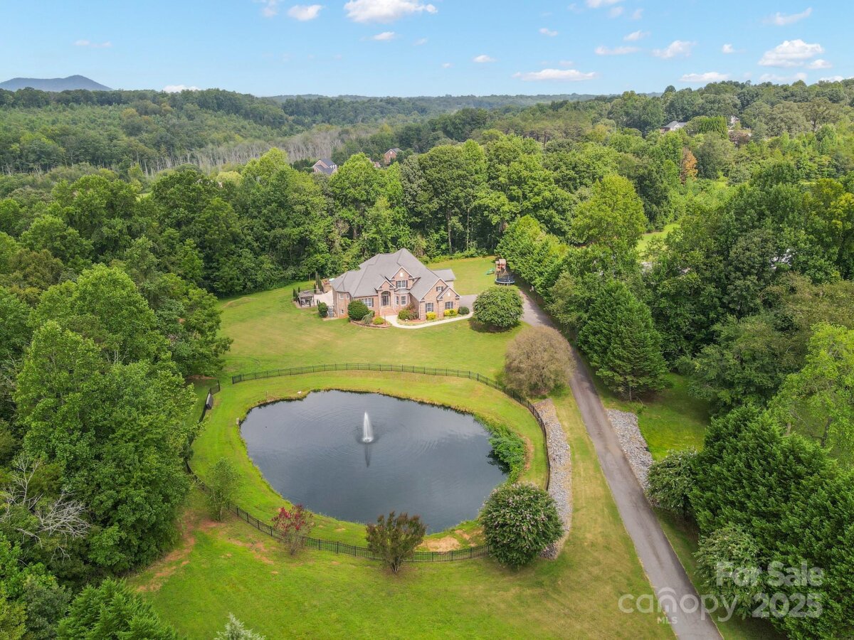 1315 James Farm Road, Hickory, NC 28602, MLS # 4294328