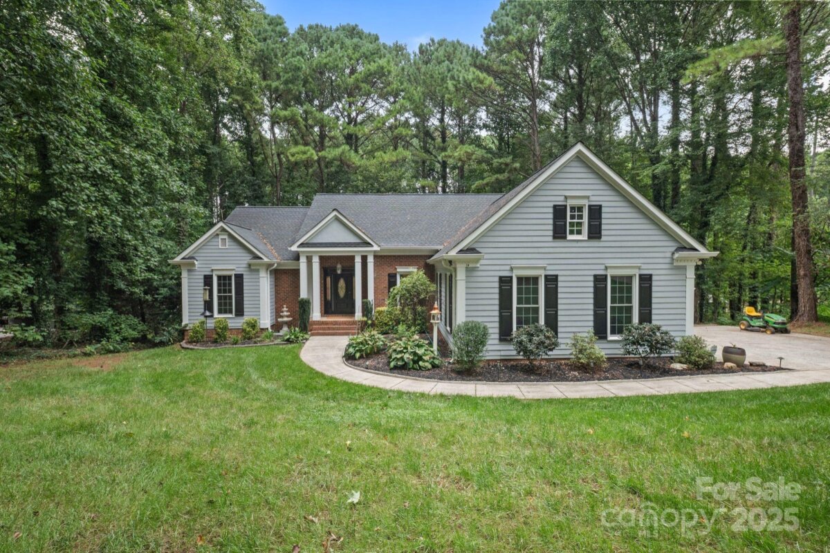 110 N Shore Drive, Mooresville, NC 28117, MLS # 4294432