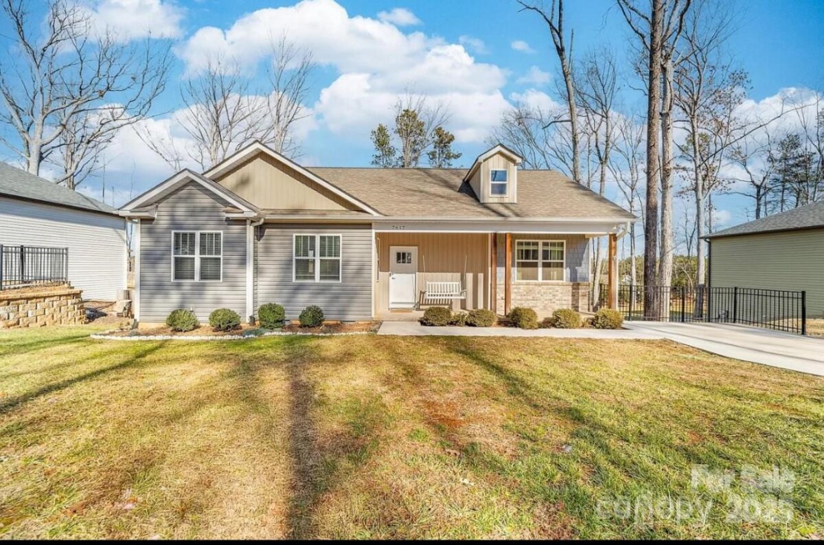 7617 Red Robin Trail, Denver, NC 28037, MLS # 4294900