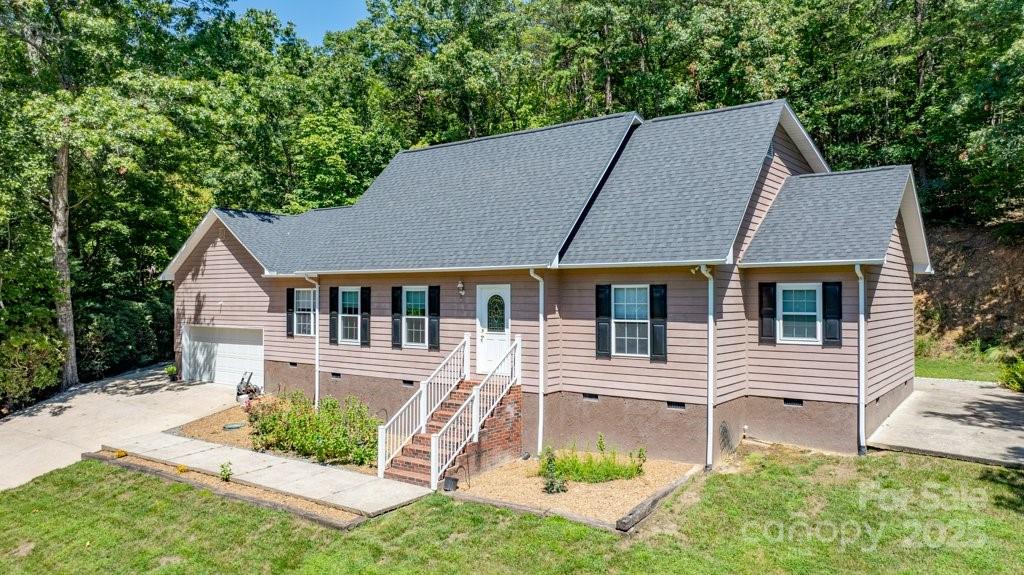 1039 Deep Woods Drive, Marion, NC 28752, MLS # 4294921