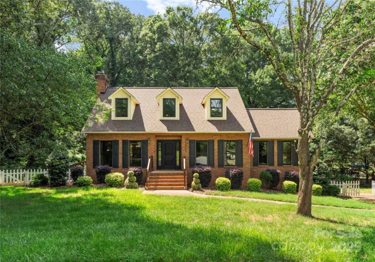 341 N Mulberry Street, Statesville, NC 28677, MLS # 4294952