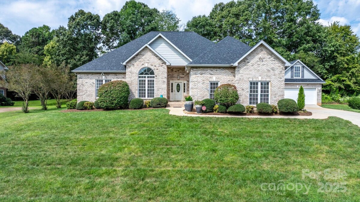 3915 Steve Ikerd Drive, Hickory, NC 28601, MLS # 4295243
