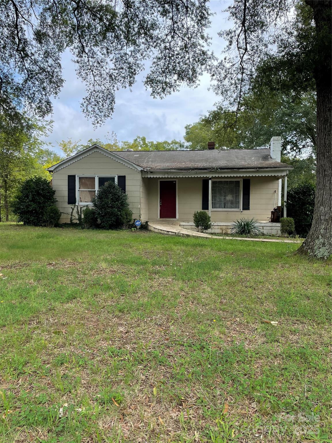 1040 19th Street, Hickory, NC 28601, MLS # 4295253