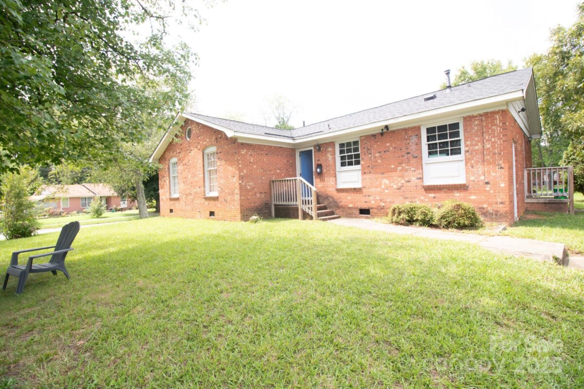 4601 Woodstone Drive, Charlotte, NC 28269, MLS # 4295312
