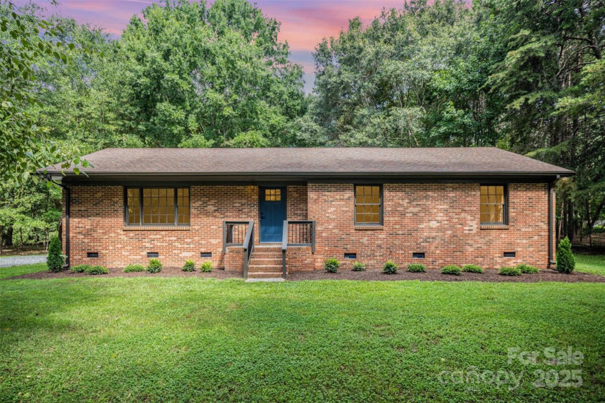 17700 Mckee Road, Charlotte, NC 28278, MLS # 4295347