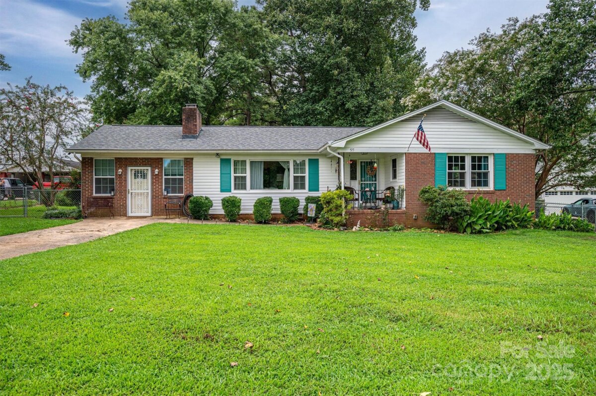 515 Lakewood Drive, Gastonia, NC 28056, MLS # 4295444
