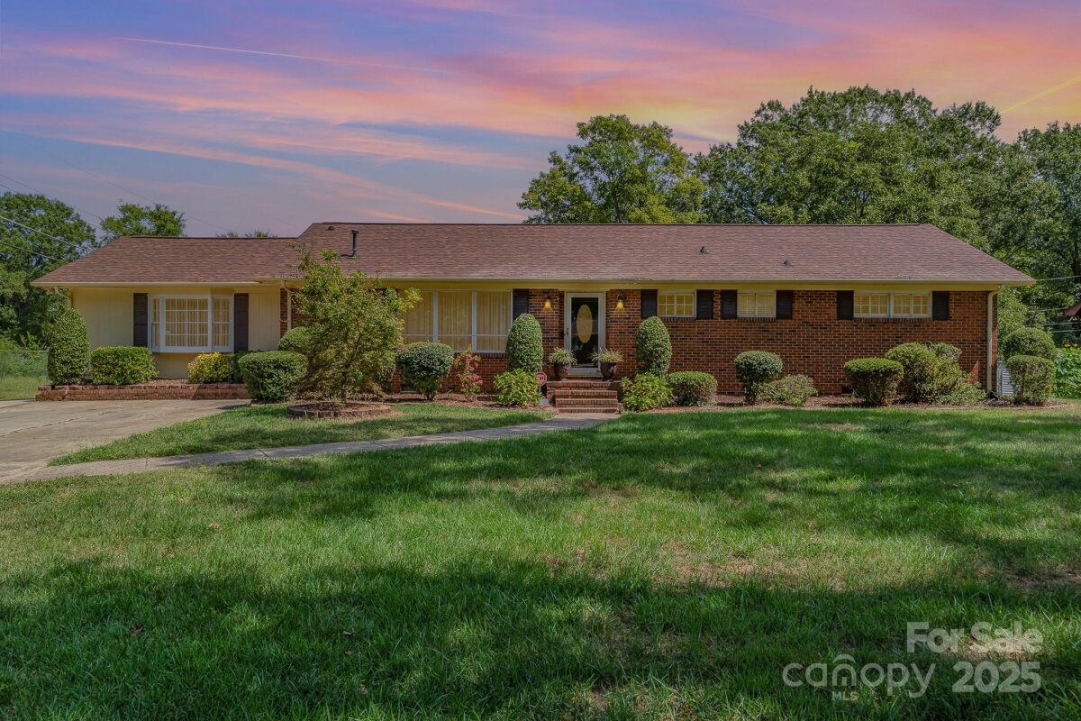 1901 Little Rock Road, Charlotte, NC 28214, MLS # 4296087