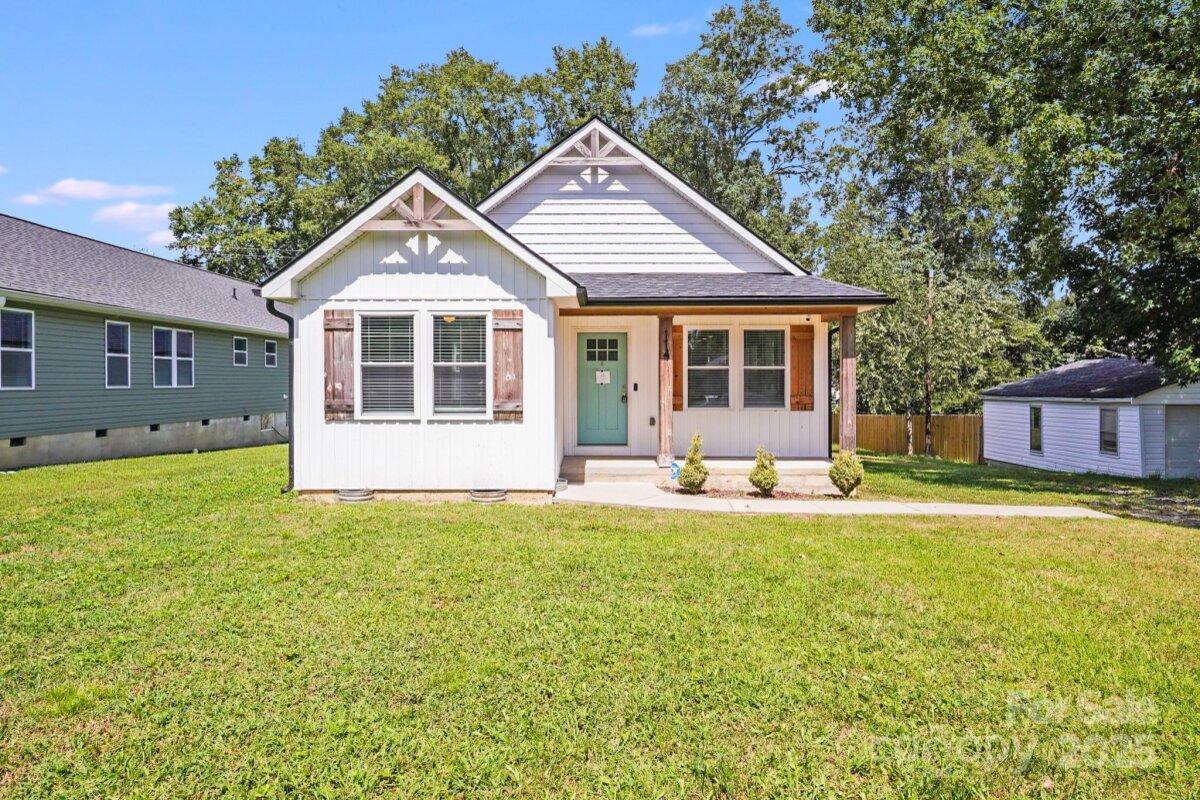 114 W Lee Avenue, Bessemer City, NC 28016, MLS # 4296203
