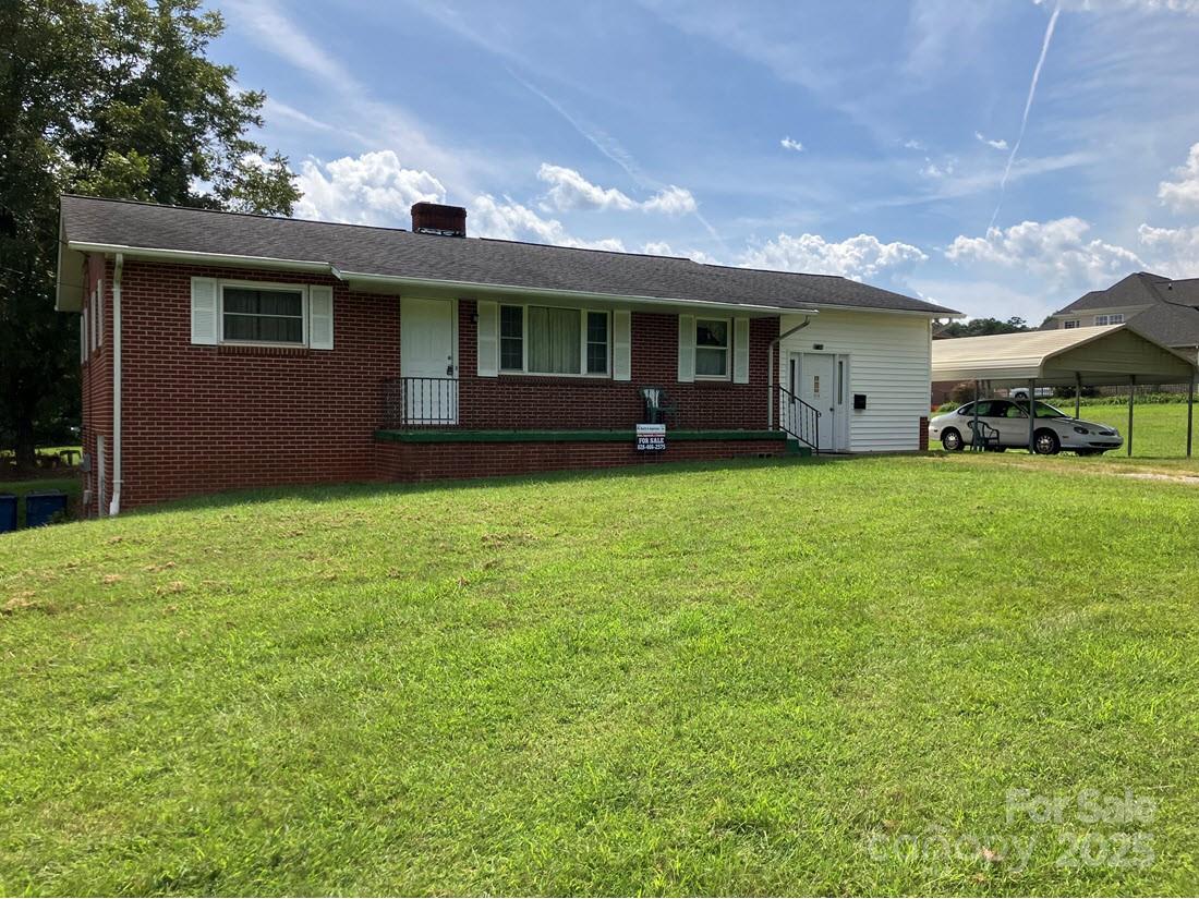 2014 NE 31st Avenue Avenue, Hickory, NC 28601, MLS # 4296276