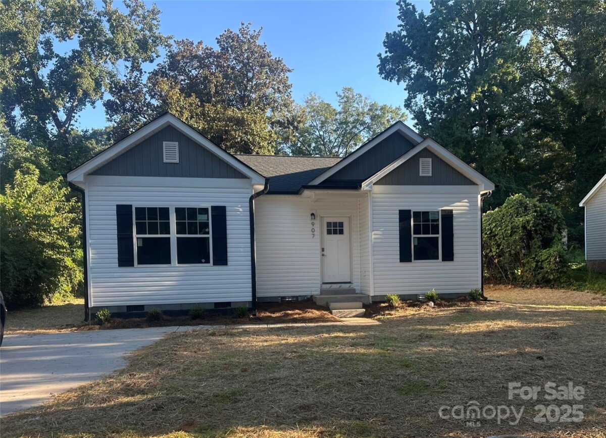 907 W Mauney Avenue, Gastonia, NC 28052, MLS # 4296341
