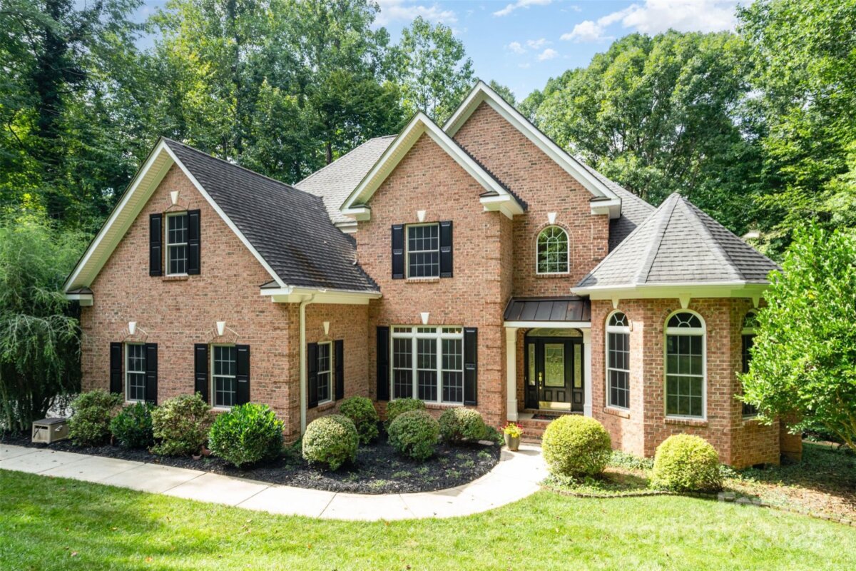 112 Eagle Chase Lane, Troutman, NC 28166, MLS # 4296376