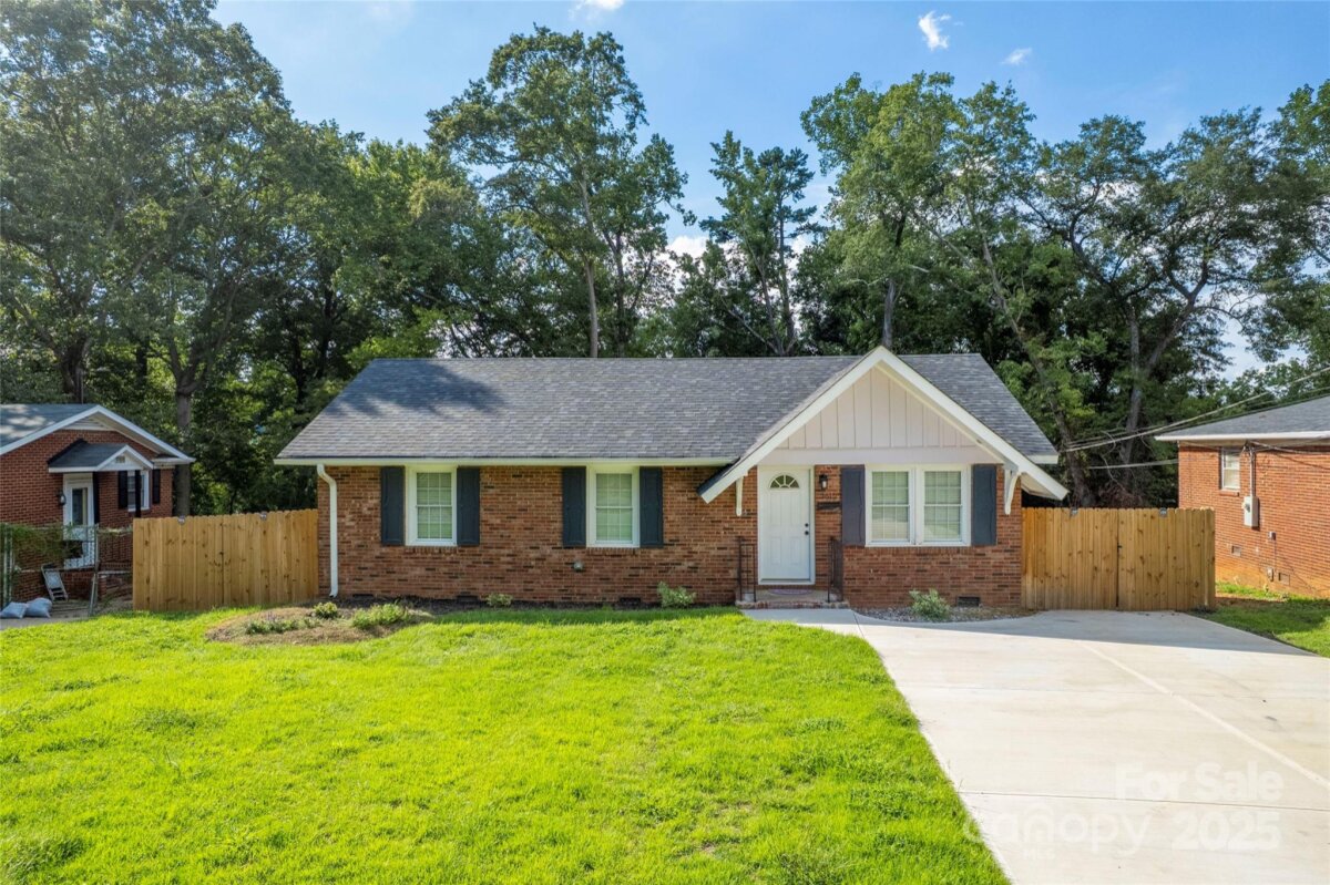 3612 Sargeant Drive, Charlotte, NC 28217, MLS # 4296470