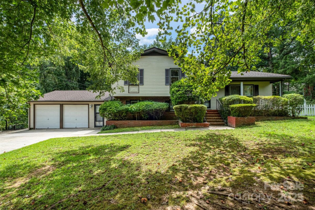 6827 David Avenue, Charlotte, NC 28214, MLS # 4296697