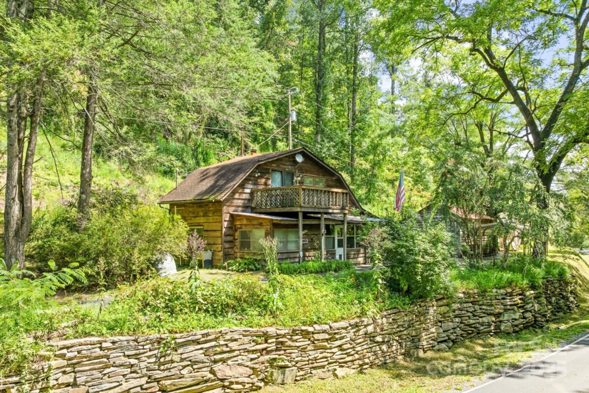 2270 Clear Creek Road, Marion, NC 28752, MLS # 4297439